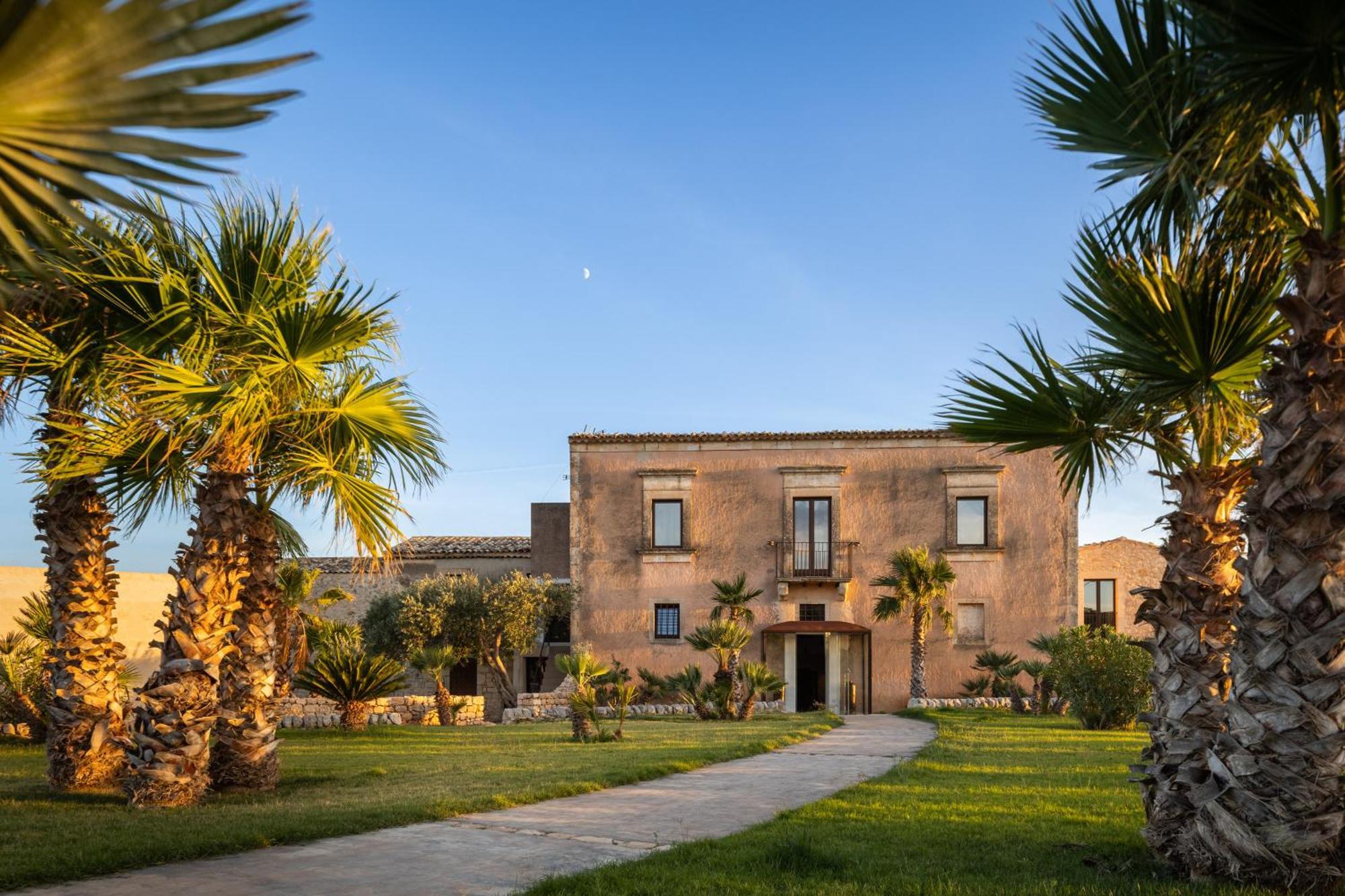 Pietra D'Acqua Resort & Spa By Geocharme Sampieri Exterior photo