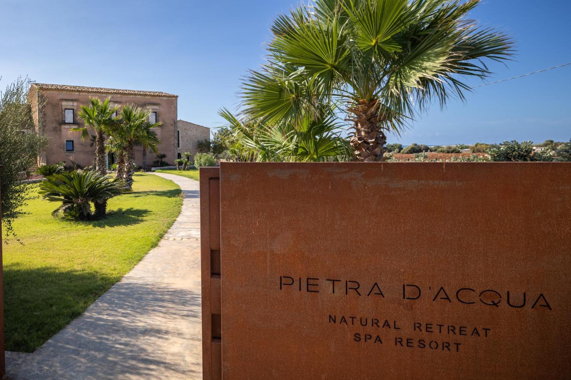 Pietra D'Acqua Resort & Spa By Geocharme Sampieri Exterior photo